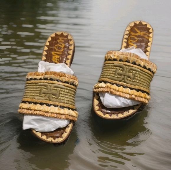 Sam Edelman Shoes - Pre-loved Sam Edelman Georgia  Sandals Sz 6.